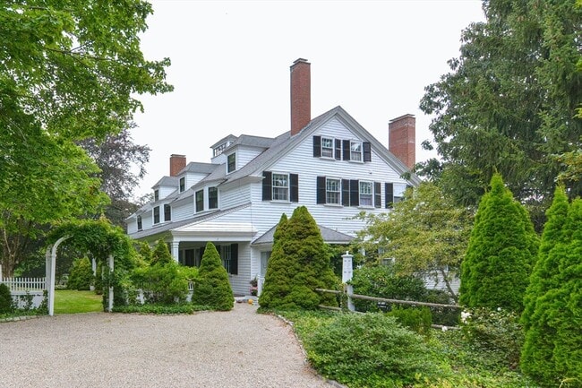property at 135 Bridge St