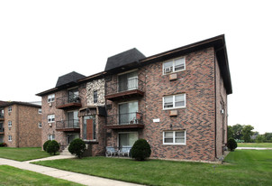 402 S Cornell Apartments