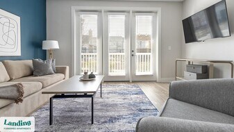 3005 Chestnut Grv Ln in Matthews, NC - Building Photo