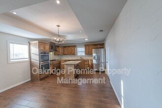 8608 Gibbs Dr in White Settlement, TX - Foto de edificio - Building Photo