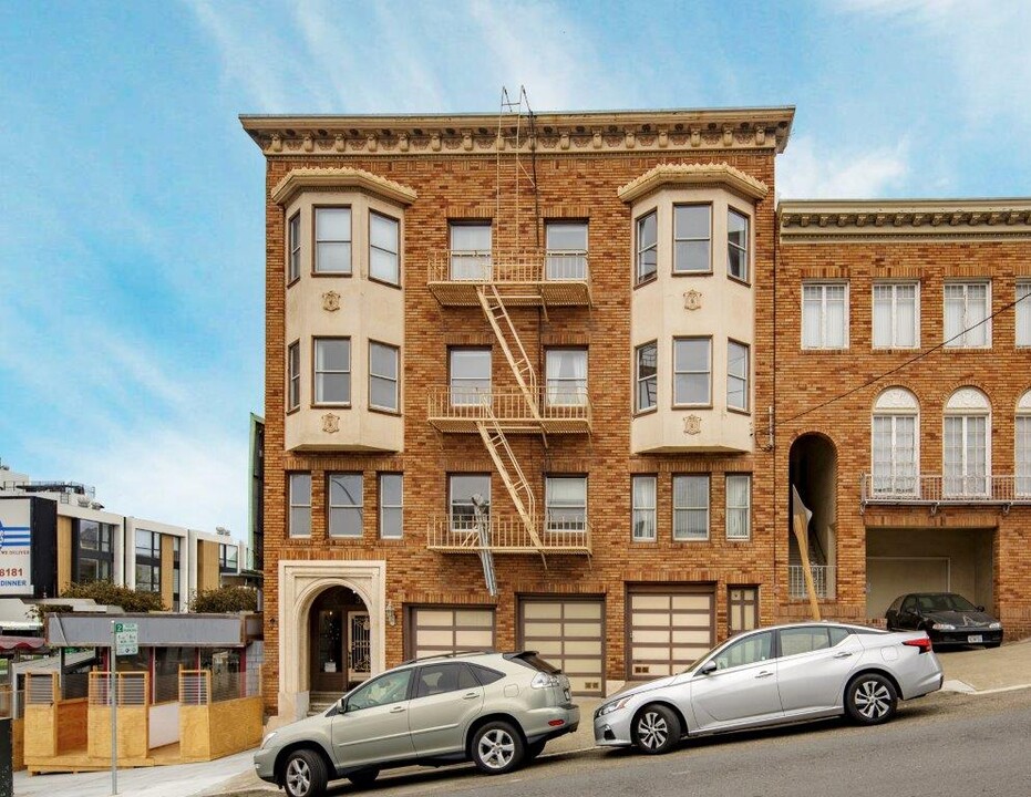 3146 Divisadero St in San Francisco, CA - Building Photo