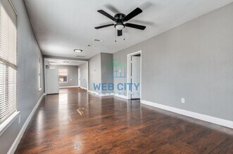 1323 Grinnell St in Dallas, TX - Building Photo - Building Photo