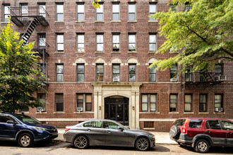 Garfield Court in Brooklyn, NY - Building Photo - Building Photo