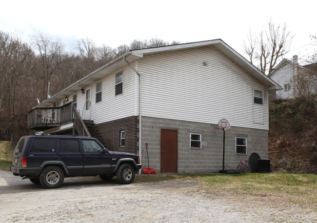 6430 Ohio River Rd in Lesage, WV - Building Photo - Building Photo