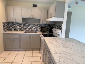 64 Waterford D in Delray Beach, FL - Building Photo - Building Photo