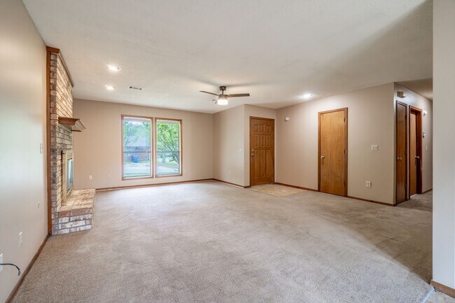 5601 Summit St-Unit -5601 in Fort Smith, AR - Building Photo - Building Photo