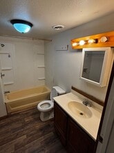 22056 Hwy Mm in Lebanon, MO - Building Photo - Building Photo