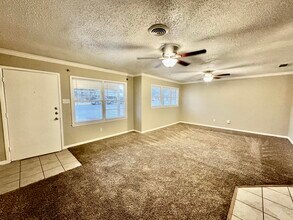 4910 9th St in Lubbock, TX - Building Photo - Building Photo