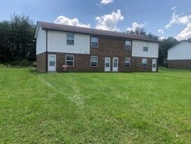 1251 State Line Rd in Oak Grove, KY - Building Photo