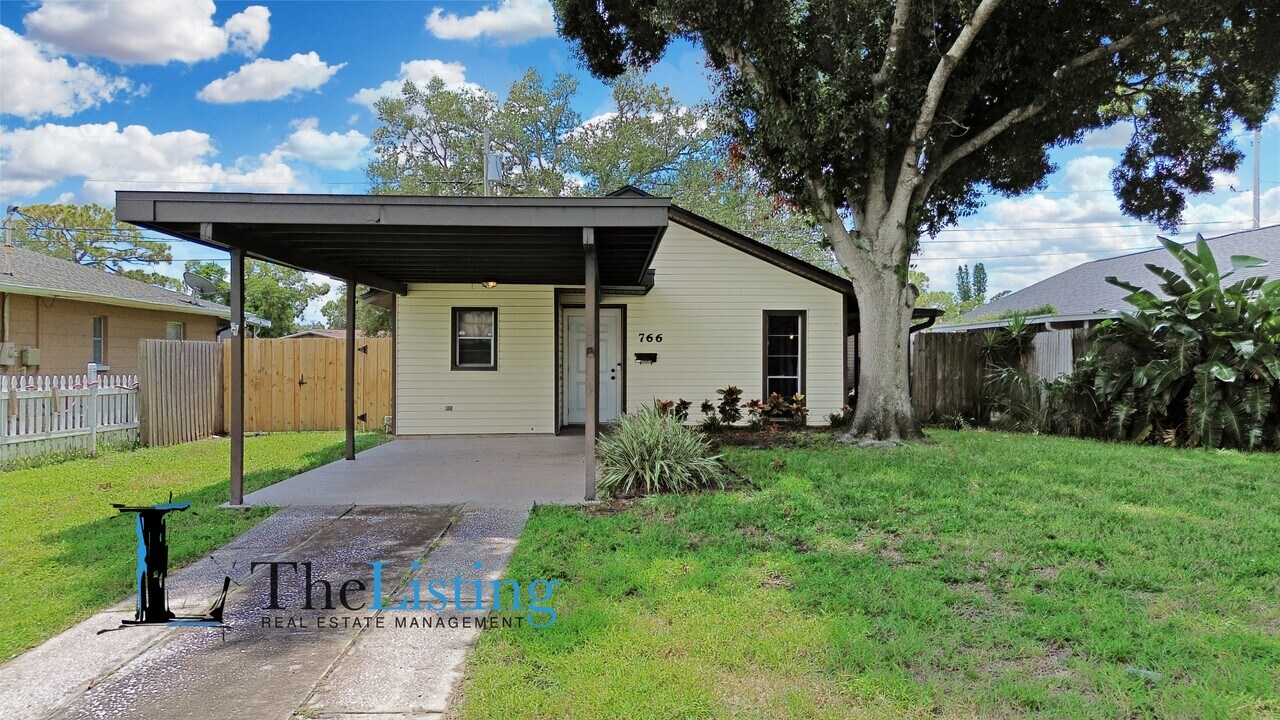 766 91st Ave N in St. Petersburg, FL - Building Photo