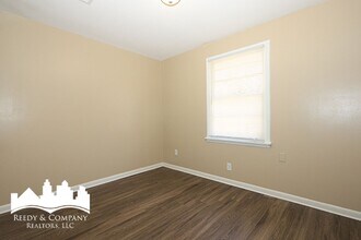 Welcome to 4396 Millbranch! in Memphis, TN - Foto de edificio - Building Photo