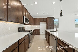 14820 W Cottontail Ln in Surprise, AZ - Building Photo - Building Photo