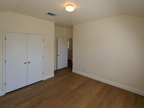 4717 Lake Champlain Ln in Austin, TX - Building Photo - Building Photo