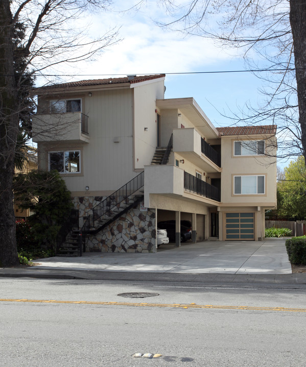 1109 El Camino Real in Burlingame, CA - Building Photo