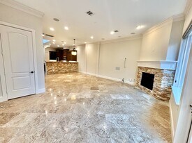 6121 Hamman St in Houston, TX - Building Photo