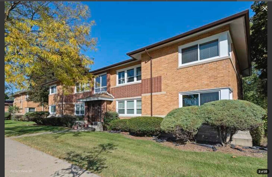 1345 S Mannheim Rd in Westchester, IL - Building Photo