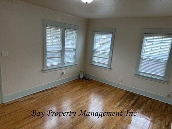 425 Riker St in Salinas, CA - Building Photo - Building Photo