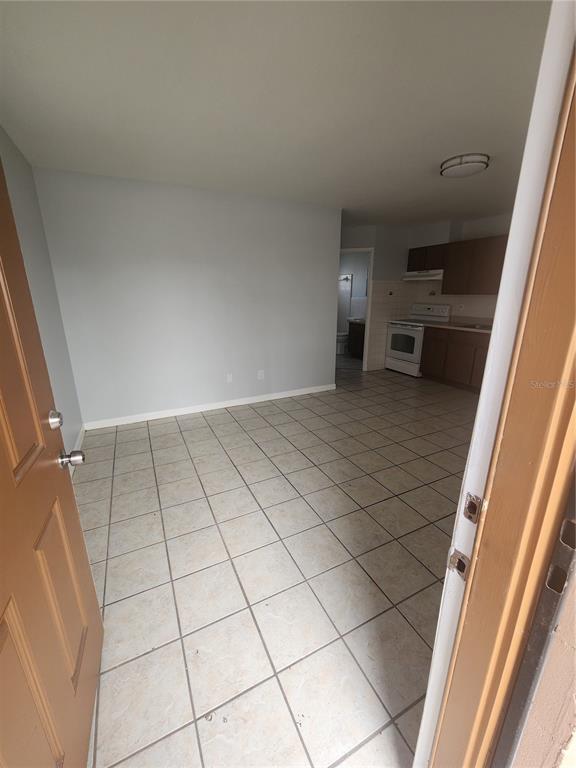 906 E 108th Ave in Tampa, FL - Building Photo - Building Photo