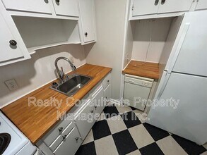 1815 Mimosa Dr in Greensboro, NC - Building Photo - Building Photo