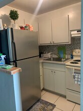 7904 West Dr in North Bay Village, FL - Building Photo - Building Photo