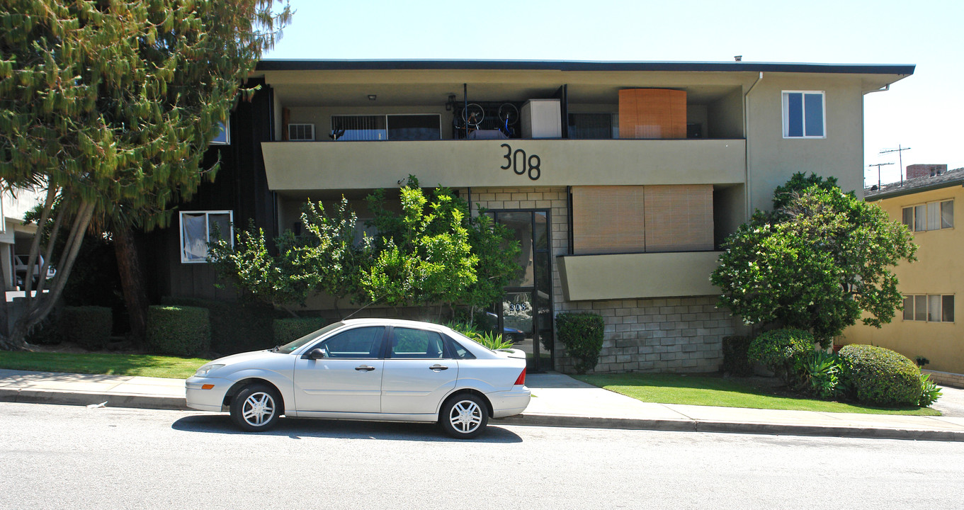 308 Raymondale Dr in South Pasadena, CA - Building Photo