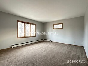 11210 Sunset Trail in Minneapolis, MN - Building Photo - Building Photo