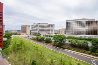 1515 Richmond Hwy in Arlington, VA - Building Photo - Building Photo