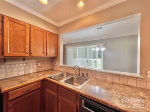 9476 S Vicksburg Park Ct in Charlotte, NC - Building Photo - Building Photo