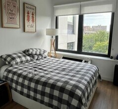 222 Johnson Ave in Brooklyn, NY - Building Photo - Building Photo