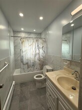 40 Adams St in Deer Park, NY - Building Photo - Building Photo