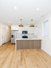 6048 S Eberhart Ave in Chicago, IL - Building Photo - Building Photo