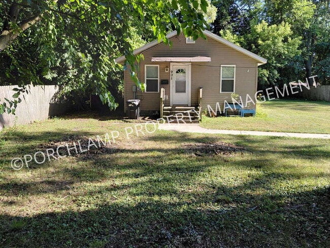 property at 901 W Dale Ave