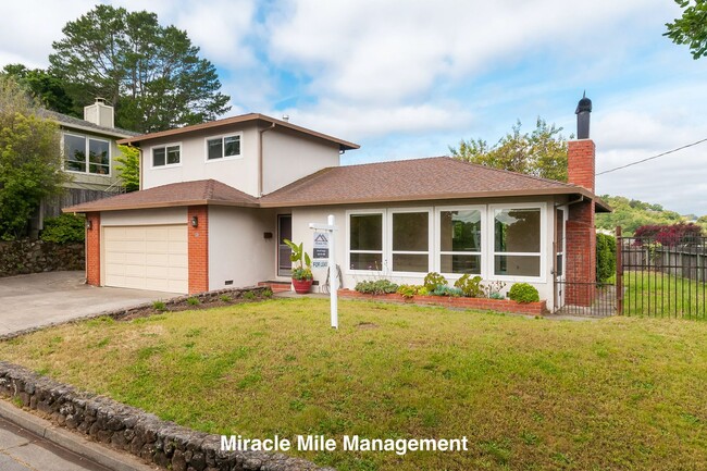 property at 85 Rose St