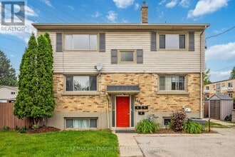 1490-1490 Mclarenwood Terrace in London, ON - Building Photo - Building Photo