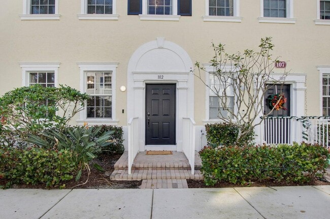 107 Pond Apple Ln in Jupiter, FL - Building Photo - Building Photo