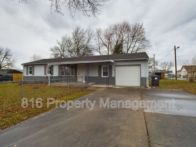 property at 17202 Chestnut Dr