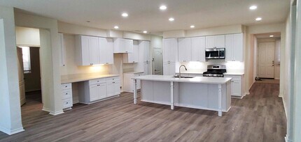 1325 Juanita Ave in Oxnard, CA - Building Photo - Building Photo