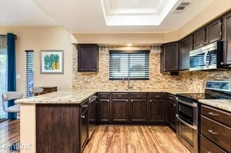 10255 N 12th Pl-Unit -Unit 3 in Phoenix, AZ - Building Photo - Building Photo