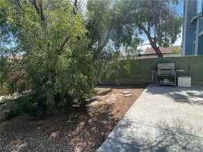 5037 Souza Dr in Las Vegas, NV - Building Photo - Building Photo