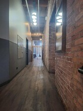 331 S Peoria St, Unit 204 in Chicago, IL - Foto de edificio - Building Photo