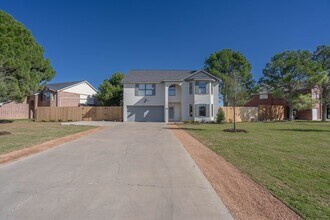 8121 San Antonio St in Odessa, TX - Building Photo - Building Photo