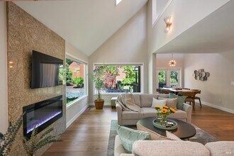 6470 Timber Springs Dr in Santa Rosa, CA - Building Photo - Building Photo