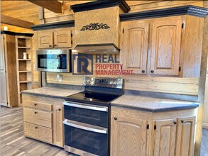 698 E Upper Rock Creek Rd in Inkom, ID - Building Photo - Building Photo