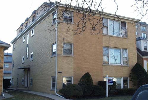 2313 N 72nd Ct in Elmwood Park, IL - Building Photo