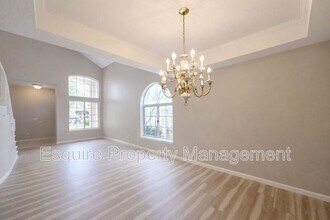 1735 Butterfly Ct in Thousand Oaks, CA - Building Photo - Building Photo