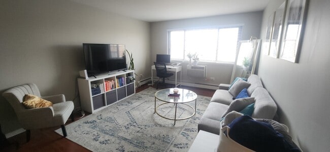 607 W Wrightwood Ave in Chicago, IL - Building Photo - Building Photo