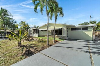 4541 NE 6th Terrace in Pompano Beach, FL - Building Photo - Building Photo