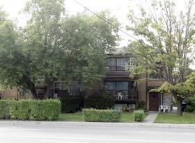 431 Lawrence Ave W Apartments