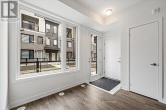 3421 Ridgeway Dr in Mississauga, ON - Building Photo - Building Photo