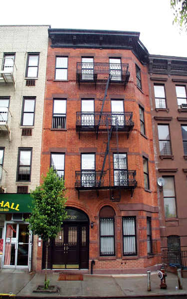 111 W 128th St in New York, NY - Building Photo